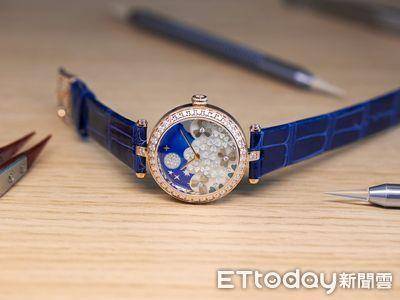 风・Luxury／天空流转、花朵开阖显示日夜　梵克雅宝表上演动态秀