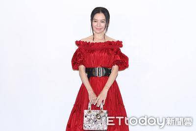 徐若瑄穿DIOR霸气红裙“快要叫救护车”　王净羞认被朱智勋圈粉