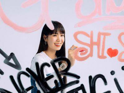 G-SHOCK经典方表缩小了　女性独享当情人礼正好