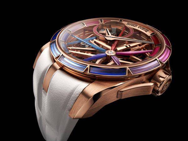 Roger Dubuis尖晶石表日夜都高调　暗夜七彩光束太迷人 奢侈品牌 图1张
