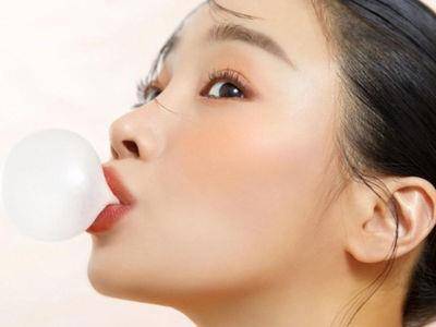 摆脱斑驳地狱!最新“不脱妆神器”盘点,让你从早到晚一样美