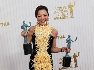 亮・珠宝／杨紫琼闪爆各大影展　长耳环、宽版手环助威夺影后