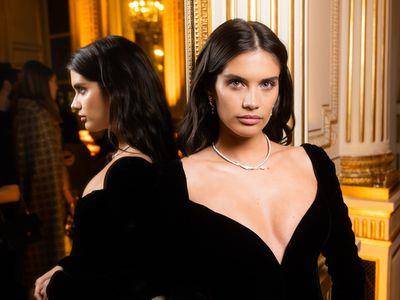 亮・珠宝／超模发饰全镶钻　CHAUMET经典交叉线条变柔了