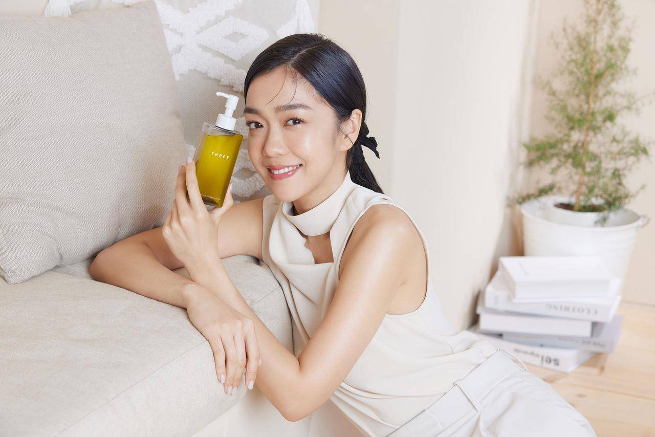 大霈晶透好肤质靠清洁迈完美第一步　有上妆基本洗卸3道程序 名人名流 图4张
