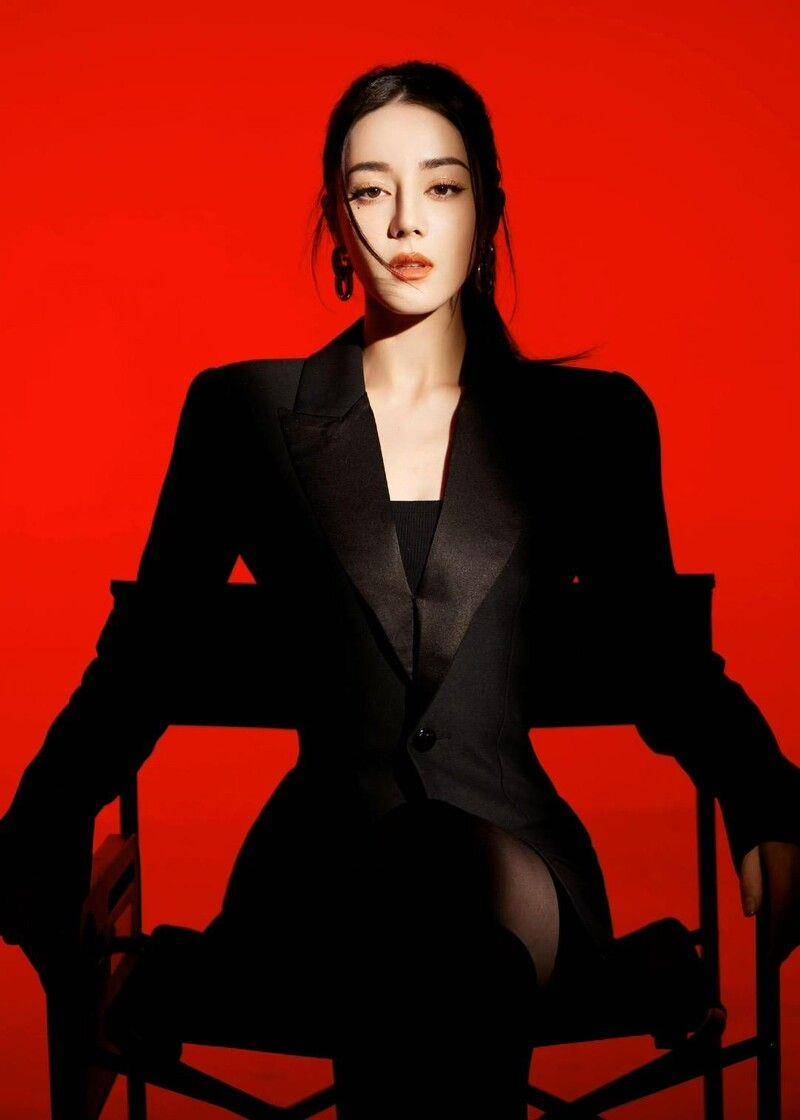 7位又美又会穿的腰精系女星　Rosé、Jennie“炫腹穿搭”超吸睛 名人名流 图9张