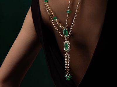 表展直击／伯爵华美项炼表回归！　精湛装饰工艺结合制表献惊喜