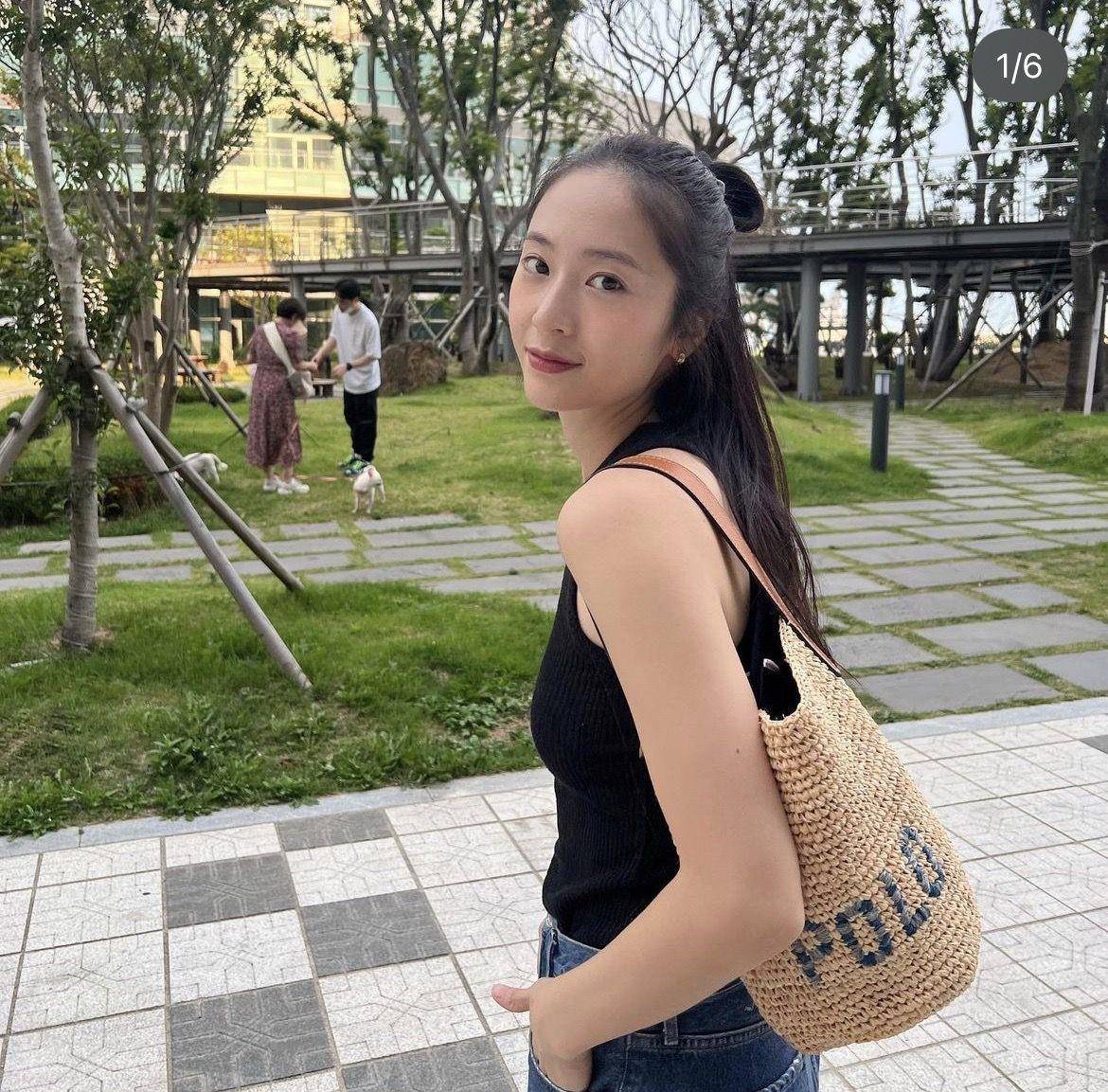 韩韶禧、Jennie出镜率最高出游“拍照姿势”　简单1招女明星感拉满 名人名流 图3张