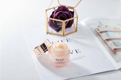 母亲节宠妈必买！BIO UP“极萃赋活全能抚纹霜”一抹变身你的靓姊妹