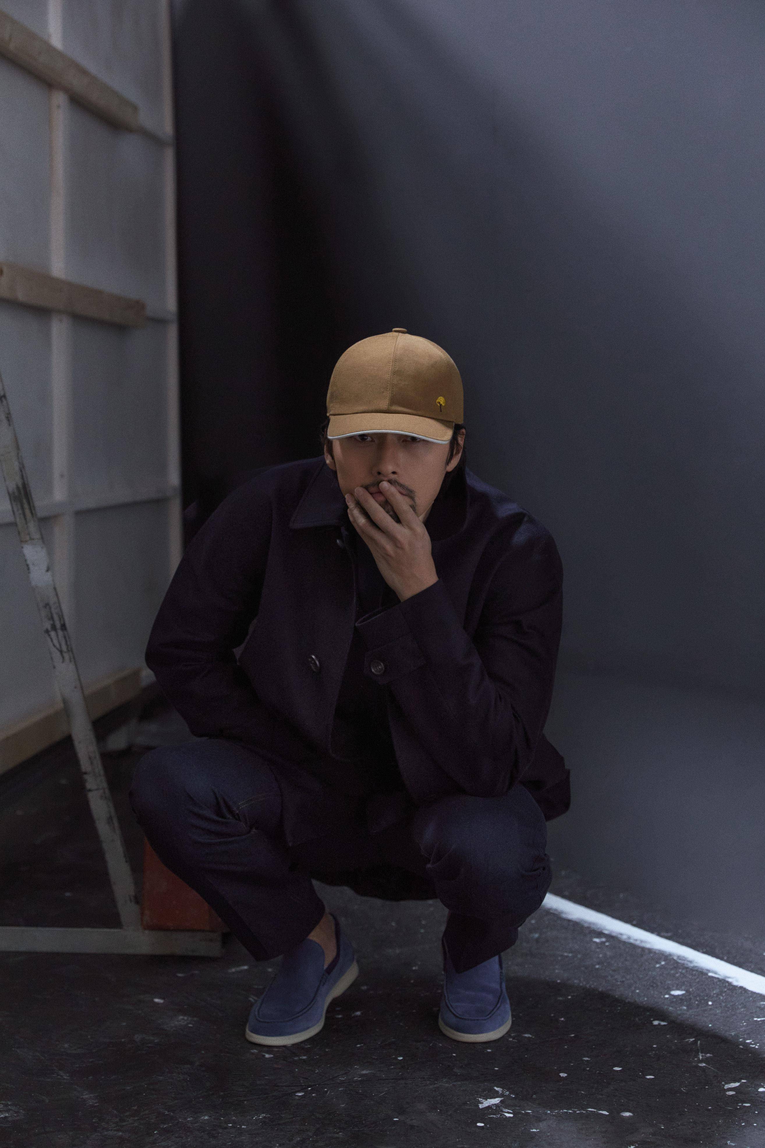 这么有才华孙艺真知道吗？玄彬“参与精品设计”戴棒球帽帅照电翻 名人名流 图2张
