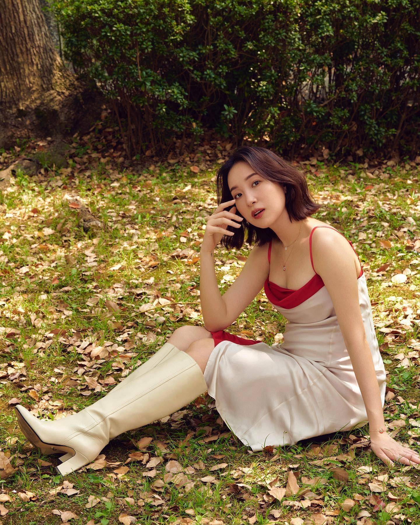 杨祐宁孕妻妩媚有秘诀　叠戴莲花钻饰吸睛 名人名流 图1张