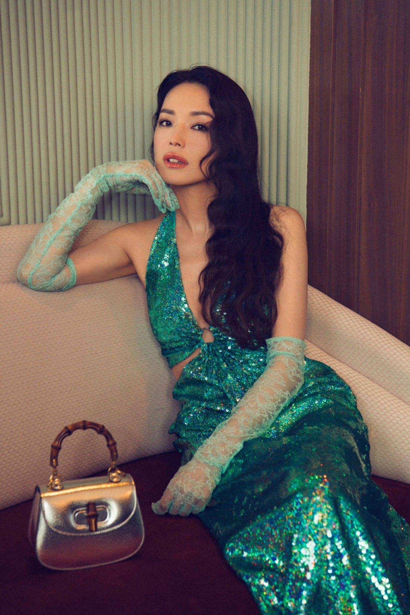 舒淇47岁状态美成“绿色美人鱼”！比Ya合影张震、揪肖战自拍太可爱 时尚穿搭 图2张