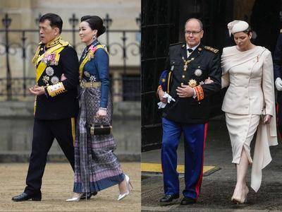 泰“宫斗”王后传统服饰惊艳加冕大典　摩纳哥王妃凸槌惨沦大只佬