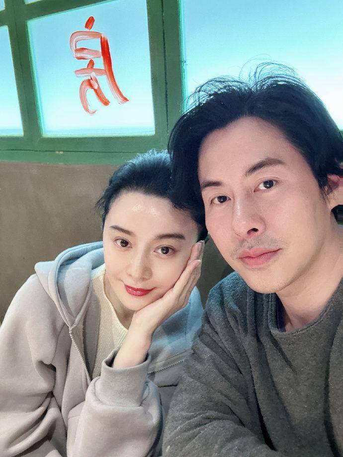 范冰冰坎城战袍美如花　感性谢“猛虎下山”设计师不离不弃 时尚穿搭 图3张