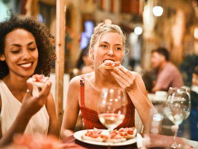 营养师点出“吃快易发胖”3原因：饱足感20分钟才会形成