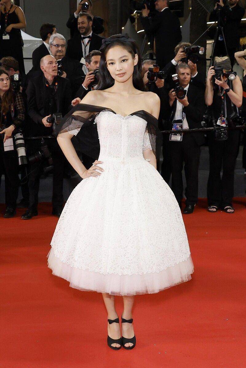 2023坎城影展红毯造型！Rosé、Jennie首登场　娜塔莉波曼星空裙超美 名人名流 图15张
