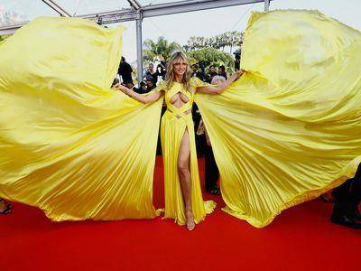 海蒂克隆走光露点! 性感过头挨批“庸俗”