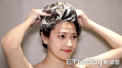 头皮发丝闹干荒？韩国洗护神器补水有感　毛躁一族洗出润泽蓬松