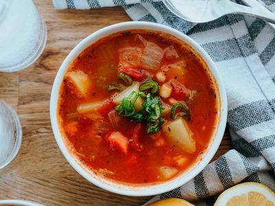 营养师曝53岁王菲不老秘密:“巫婆汤”食谱喝一周瘦3kg