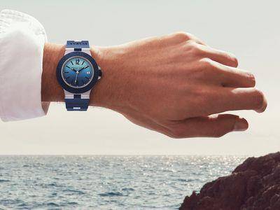 风・Luxury／10万买到宝格丽限量表　湛蓝面盘呼应南义海岛美景