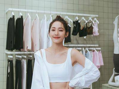 王棠云一周运动5天“对身材不够满意” 穿紧身装逛爱店ASPORT