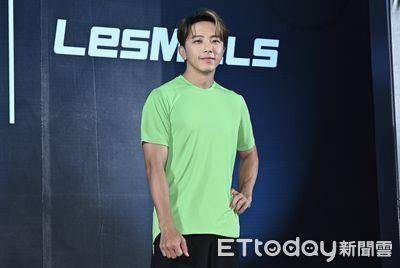 坤达对身材不满意运动装备只求帅　谈婚姻之道“节日要注意”