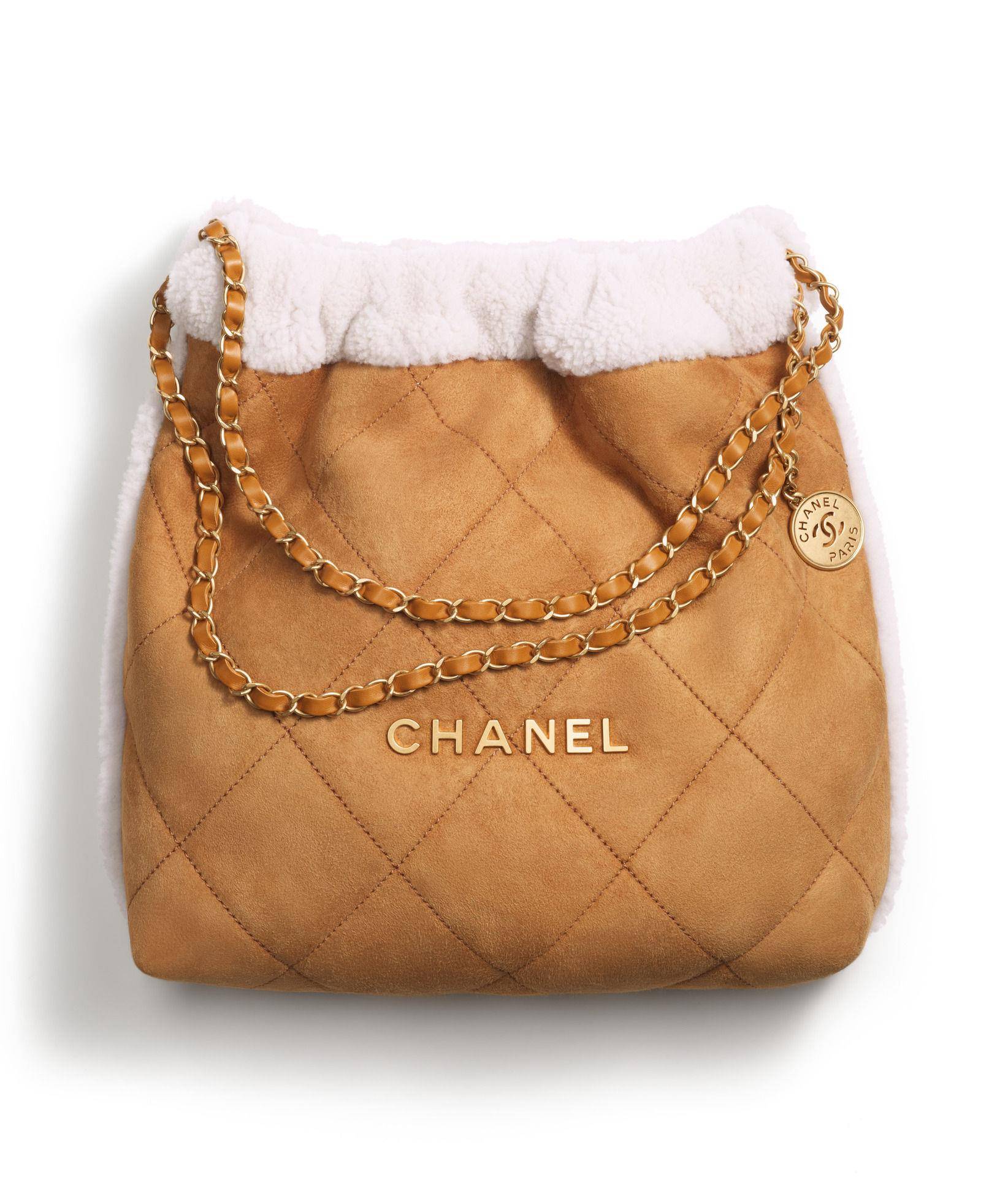 CHANEL 22麂皮羊毛、蝴蝶结发带新登场！秋冬前导打开星二代缪斯日常穿着 时尚穿搭 图6张