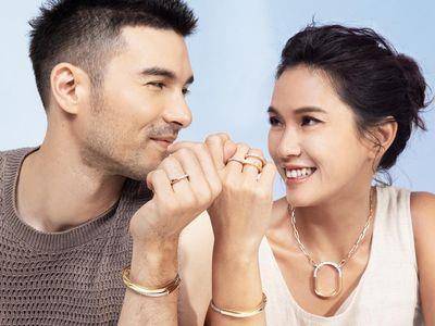 凤小岳高颜值娇妻藏太久　夫妻俩戴Tiffany甜蜜放闪