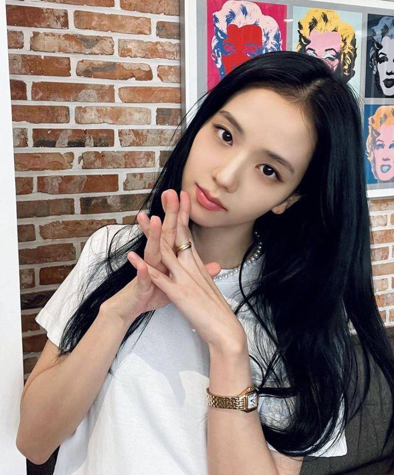 Jisoo和安普贤热恋中！养成盛世美颜的保养秘诀5招 最新资讯 图2张