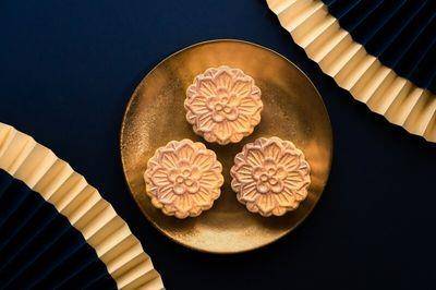 不送月饼也可以！中秋美妆礼盒推荐　月饼汽泡弹、一对兔子皂超可爱