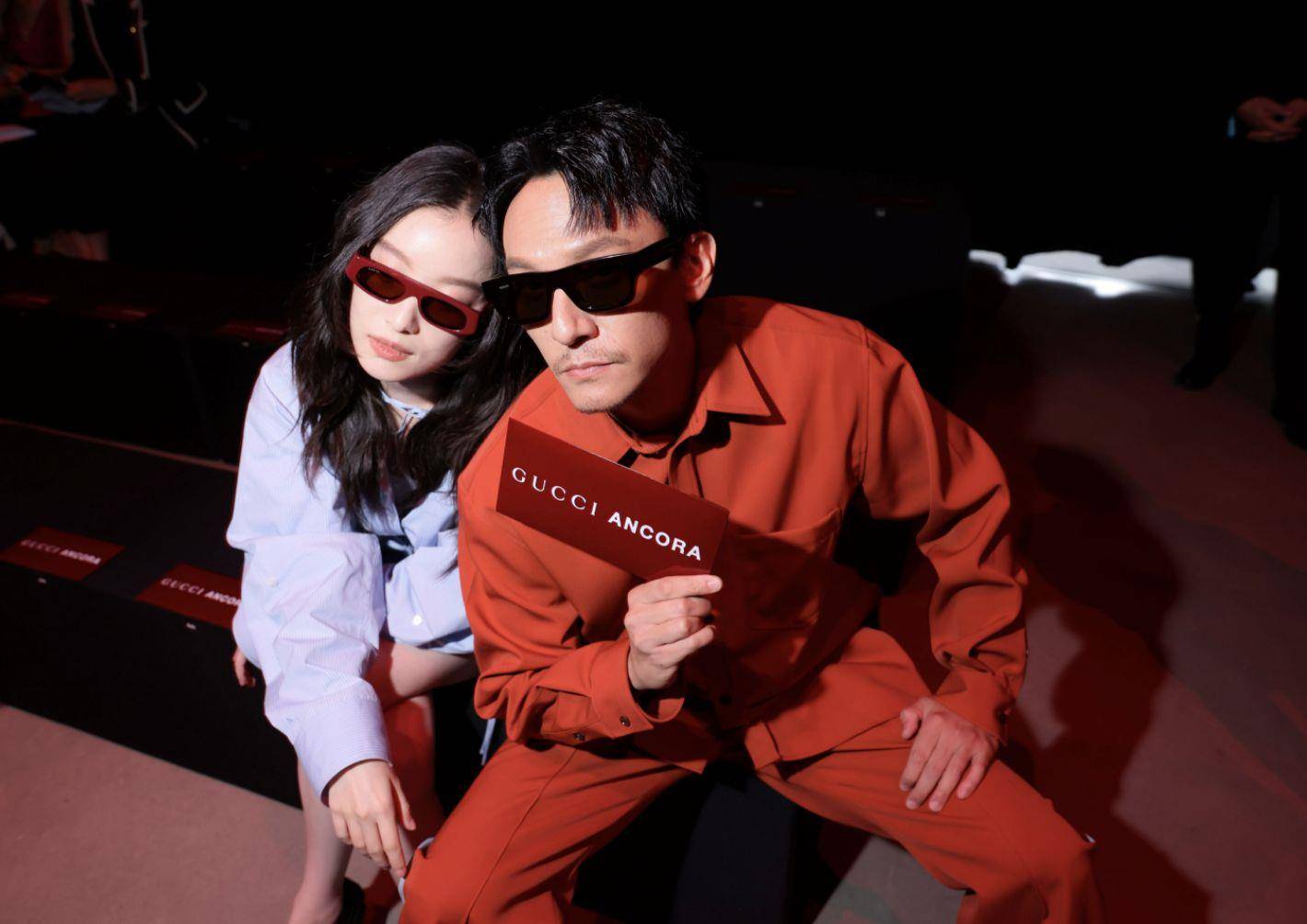 米兰时装周／张震、倪妮合体！GUCCI新总监首秀“告别极繁美学”贾姬包大变动 名人名流 图1张