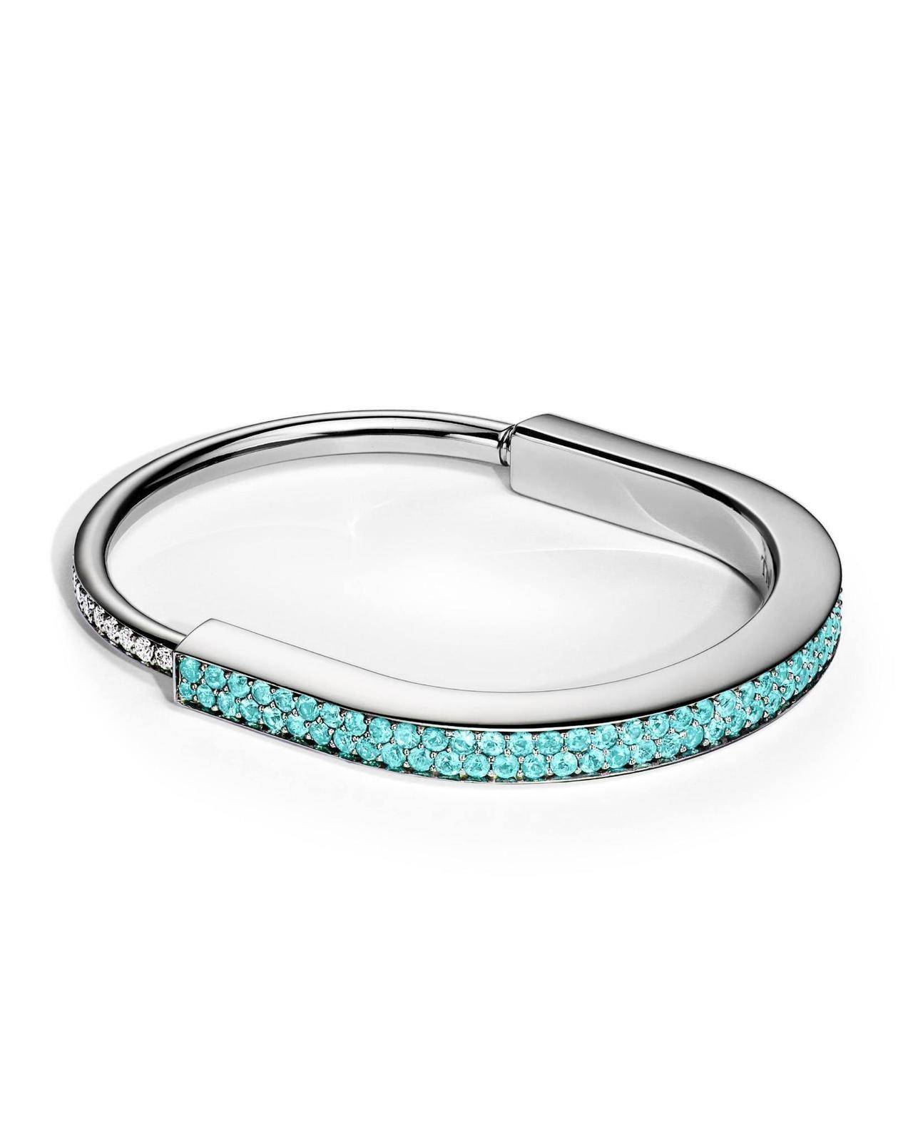 亮・珠宝／Tiffany竟有银制帽、迷你裙！　订制款把碧昂丝宠上天 奢侈品牌 图2张