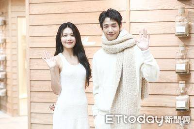 秀英穿Loro Piana连身裙现身101“还没喝珍奶” 刘以豪初见女神超紧张