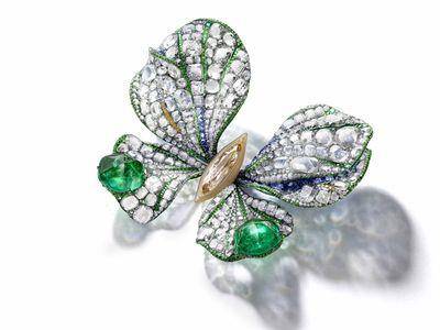 亮・珠宝／CINDY CHAO蝴蝶胸针为爱而生　牛角勾蝶身闪耀珍罕棕钻