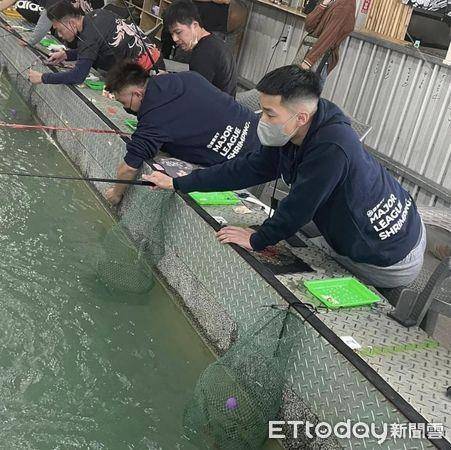 50分钟钓30只！詹许堃“对虾过敏也要钓”　公开成功钓虾3关键 奢侈品牌 图2张