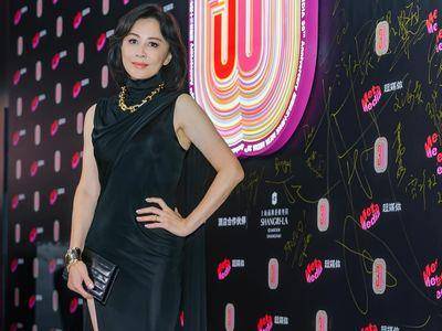 亮・珠宝／刘嘉玲Tiffany炼结戴上瘾　百万项炼到5万耳环全纳珍藏