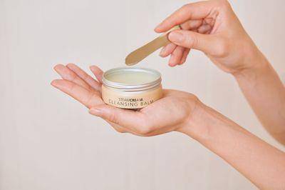 皮肤科医师教卸眼唇3大重点！避免眼睛雾茫茫、洗卸也等同保养