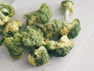 冬季减重效果差？营养师：“6种食物”多吃、帮助燃脂超管用　