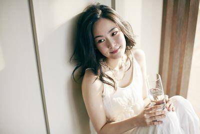 皮肤暗沉的8个原因！从日常保养到饮食调整　做对重回发光美肌