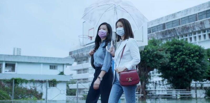 《此时此刻》剧中同款包找出来了！小S爱用RV钻扣、刘品言托特包OL必备 时尚穿搭 图10张