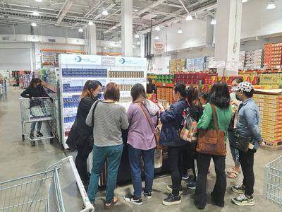 黑五后最高CP值黄金降临！一年仅一档韩星认证黄金保养　网友疯抢脸上贴金