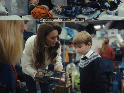 凯特王妃么儿被大只金刚吸住　小王子、小公主化身志工做慈善