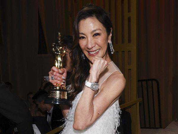 杨紫琼近700万“表王”彩虹表美翻　老公被炒上7000万的PP更威 奢侈品牌 图4张