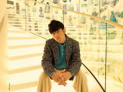 大秀直播／周杰伦“第一个邀请函”曝光　定装完成1／19晚上走进DIOR