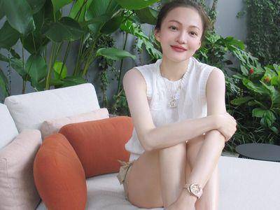 张韶涵清新装扮全是一线名牌　436万AP彩虹表闪爆