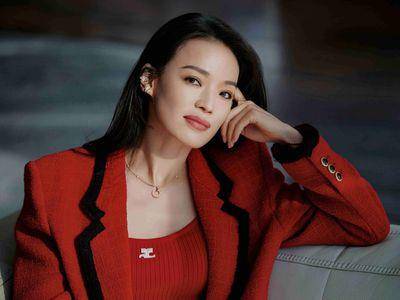 亮・珠宝／舒淇新春穿搭红吱吱　少不了宝格丽新年限定项炼