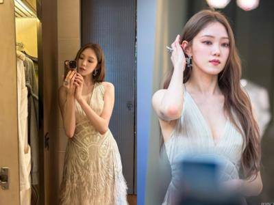 李圣经一到泰国就变辣！深V辣露白皙美胸　网赞：美疯了