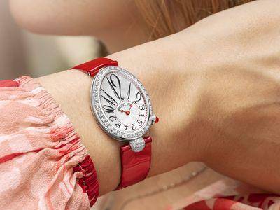 情人节超限量表不怕撞表　热情红与爱心齐发甜蜜蜜