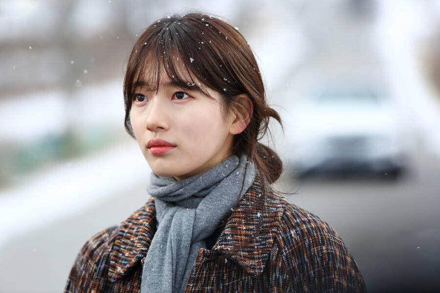 秀智历年7大绝美发型盘点　黑发＋公主切再创美貌巅峰、蜜桃棕色不挑肤 最新资讯 图7张