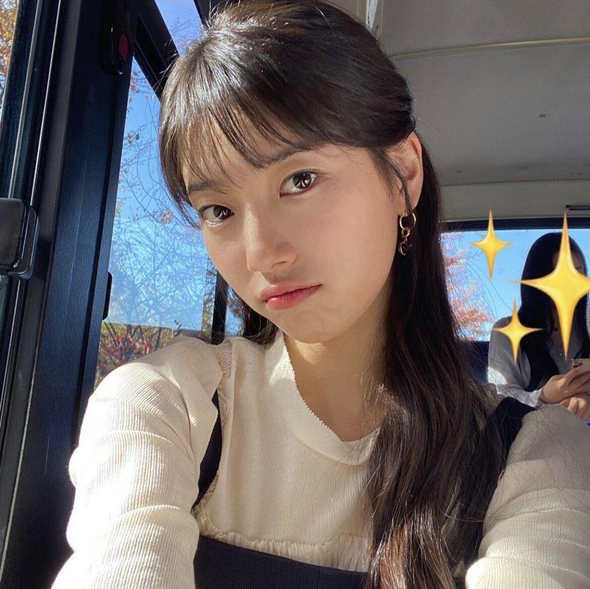 秀智历年7大绝美发型盘点　黑发＋公主切再创美貌巅峰、蜜桃棕色不挑肤 最新资讯 图14张