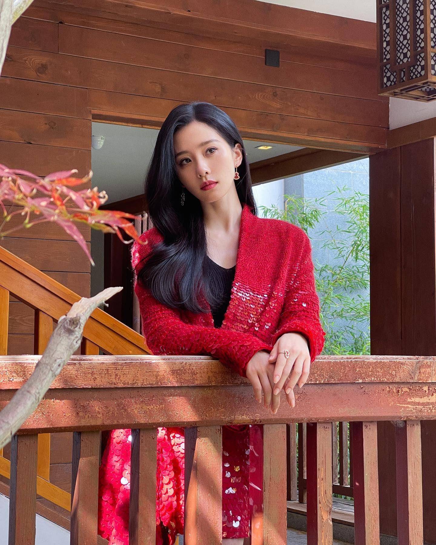 高圆圆叠搭珠宝海边吹风美翻　刘诗诗耳环控泄俏皮性格 名人名流 图7张